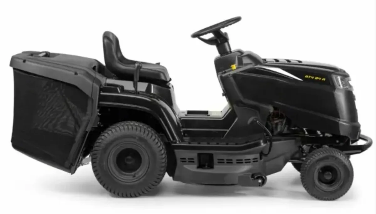 Ride on Alpina Lawnmower - Image 2