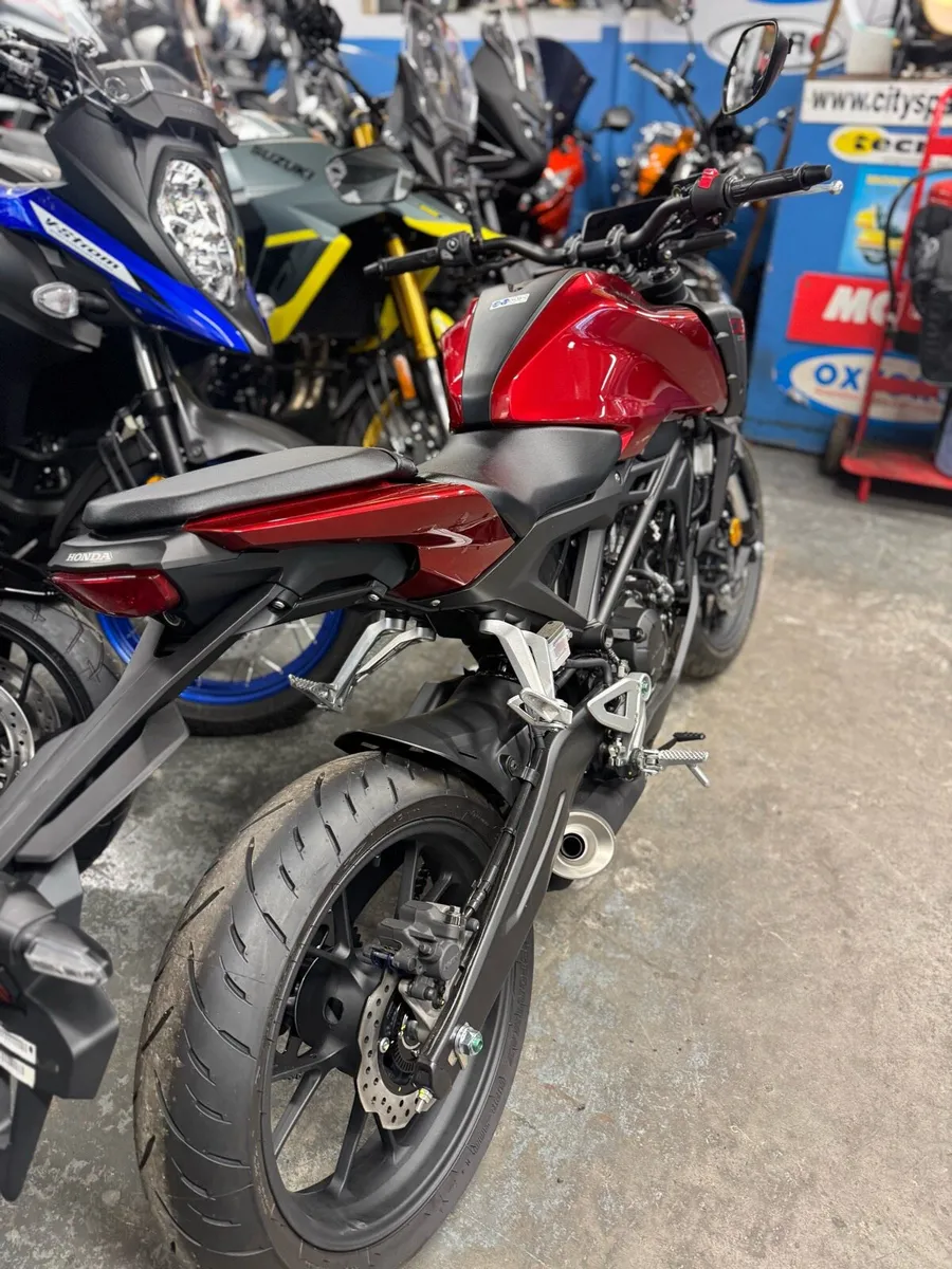 Brand new Honda CB 125 R in stock - Image 3