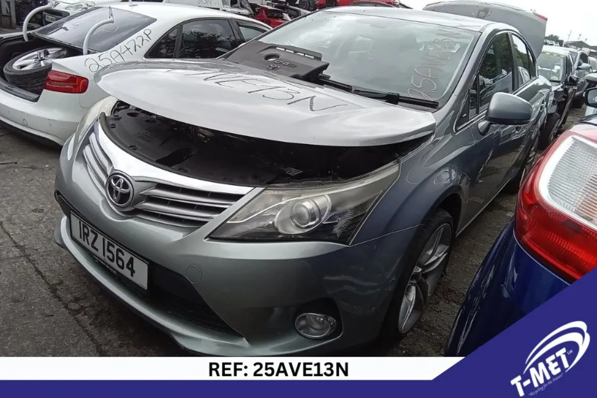 2013 TOYOTA AVENSIS BREAKING FOR PARTS - Image 3