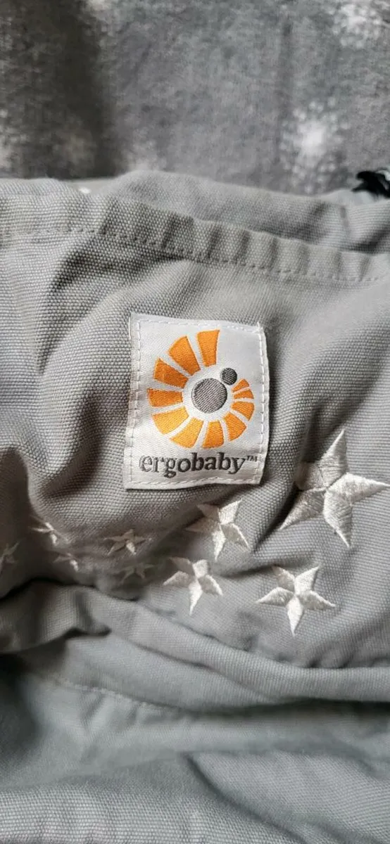 Baby carrier - Image 2