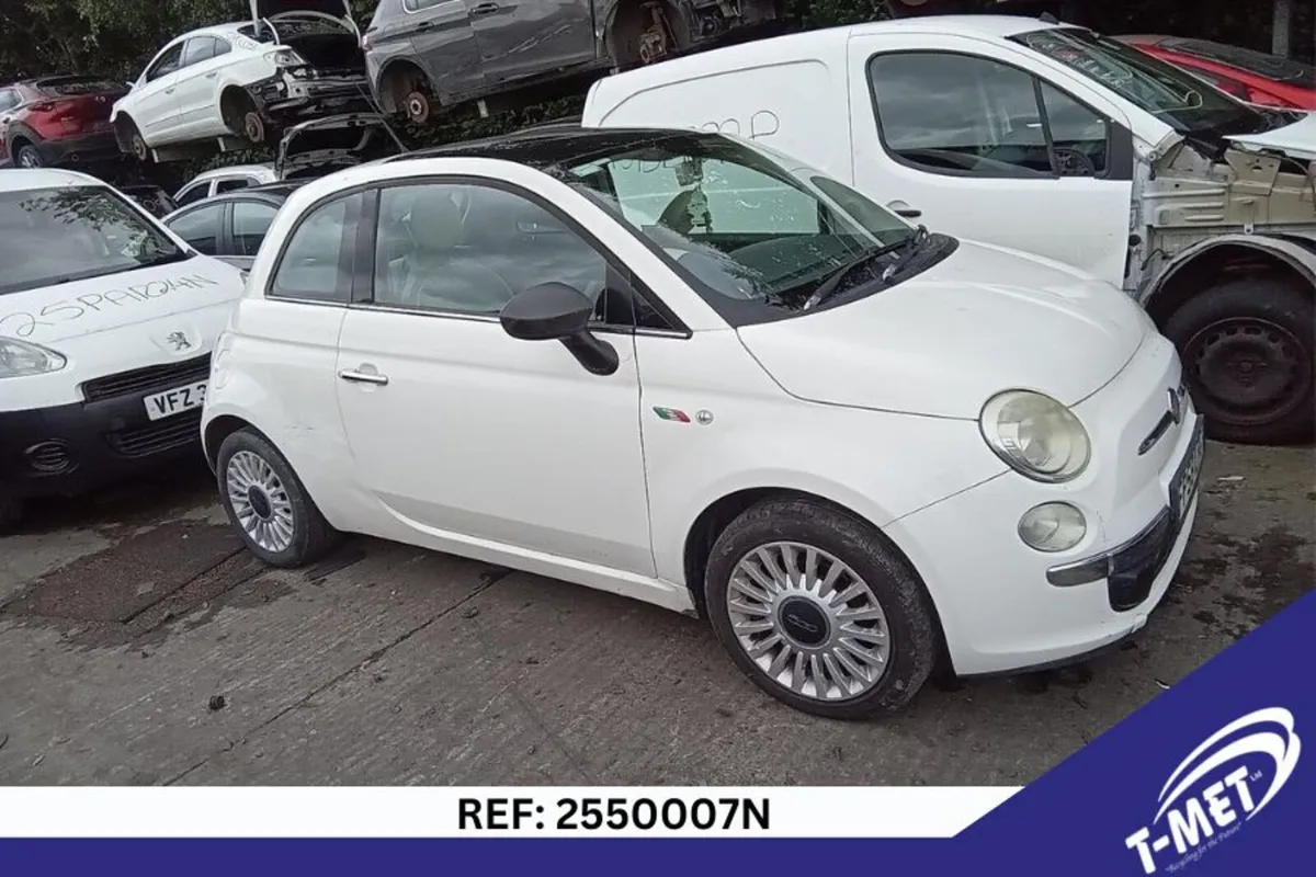 2009 FIAT 500 BREAKING FOR PARTS - Image 1