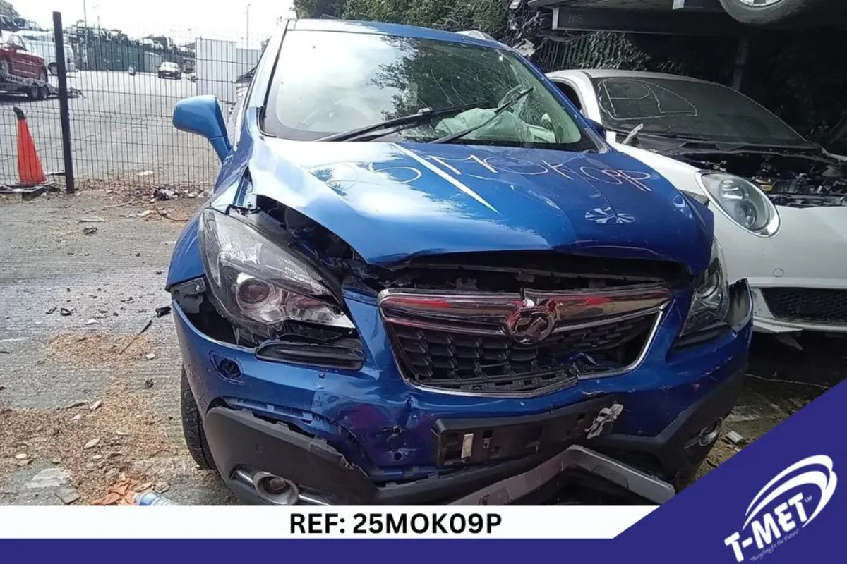 2013 VAUXHALL MOKKA BREAKING FOR PARTS - Image 2