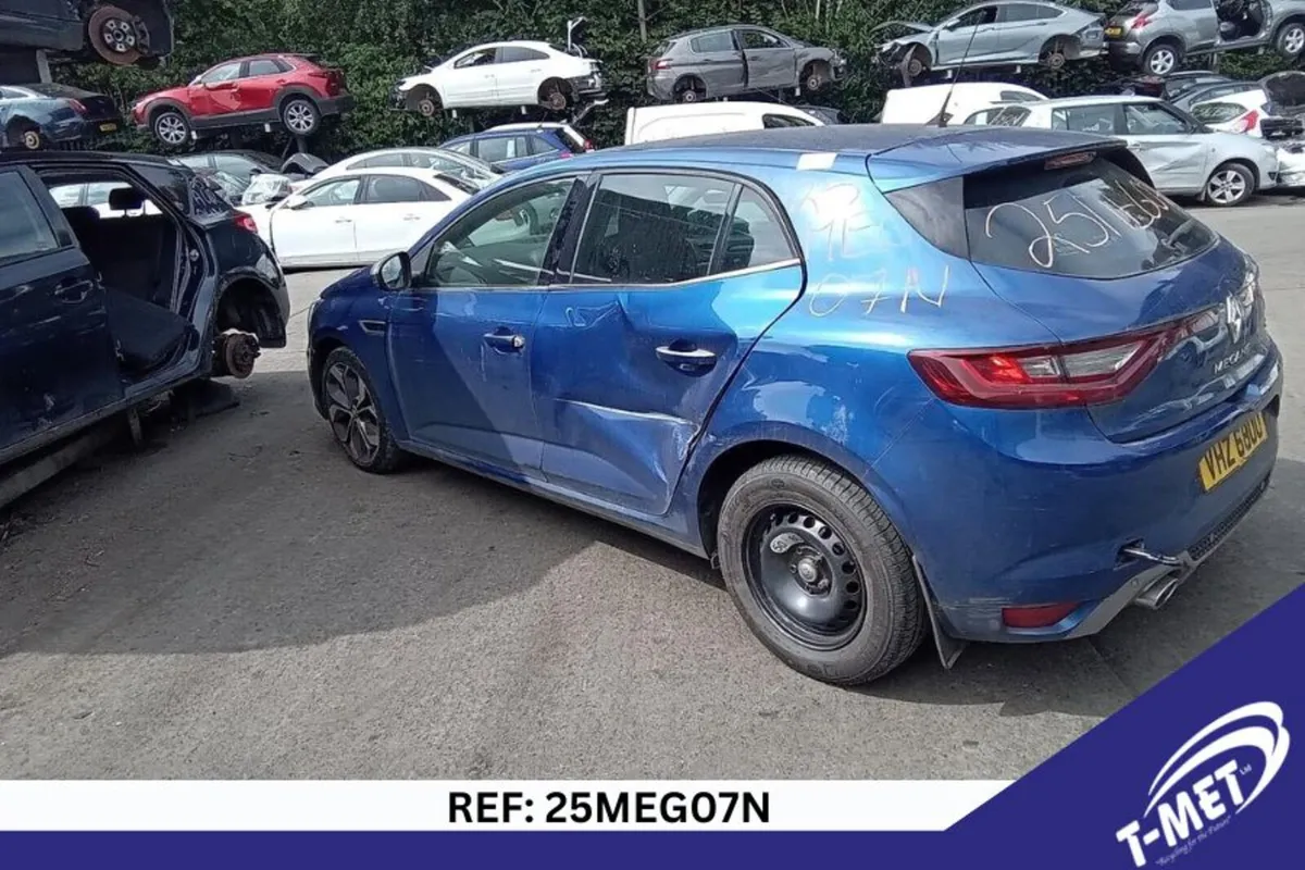 2017 RENAULT MEGANE BREAKING FOR PARTS - Image 2