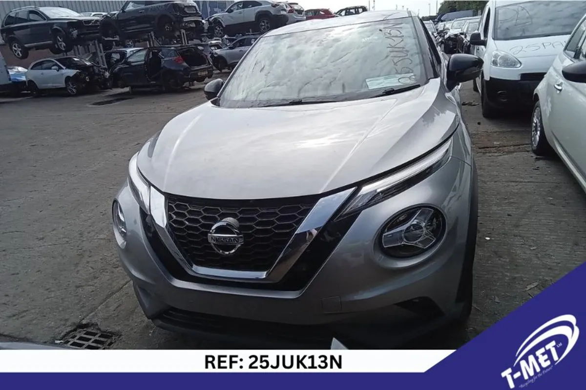 2020 NISSAN JUKE BRAKING FOR PARTS - Image 2