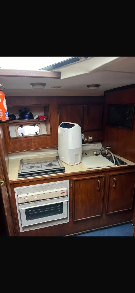 Fairline Corniche - Image 4