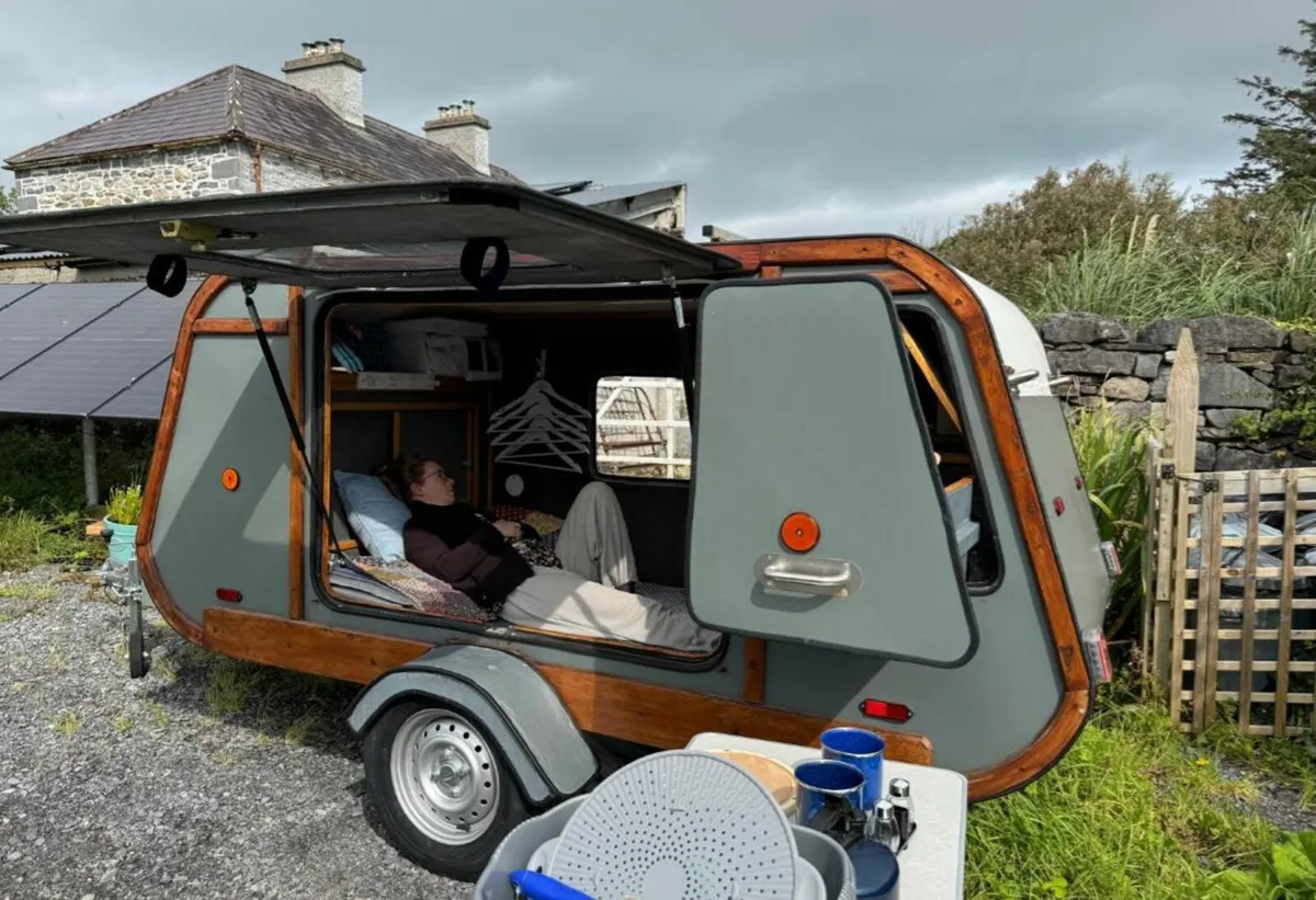 Tear drop caravan - Image 4