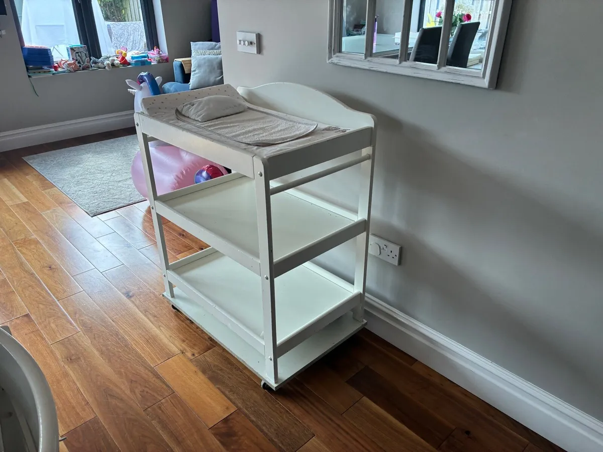 Mamas and papa’s 3 piece furniture - Image 2