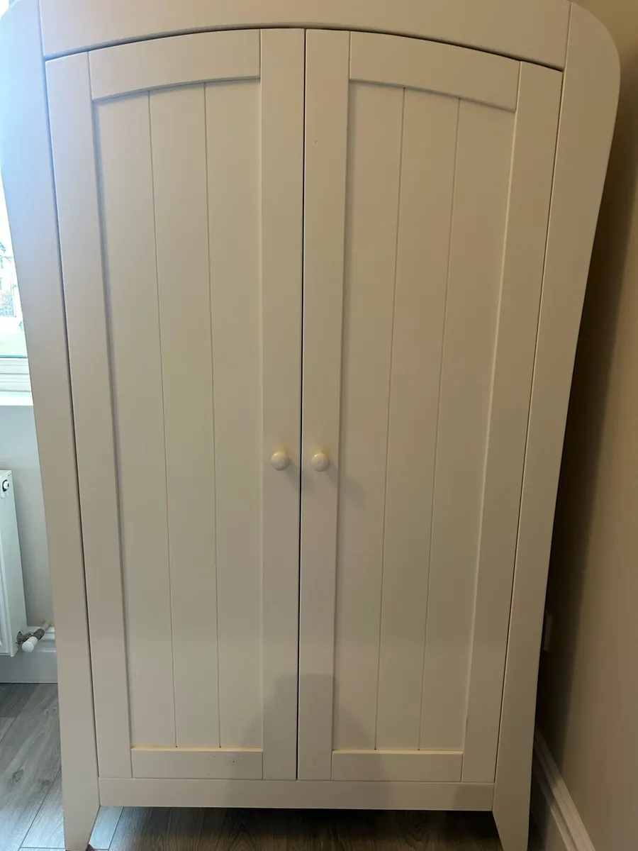 Mamas and papa’s 3 piece furniture - Image 4