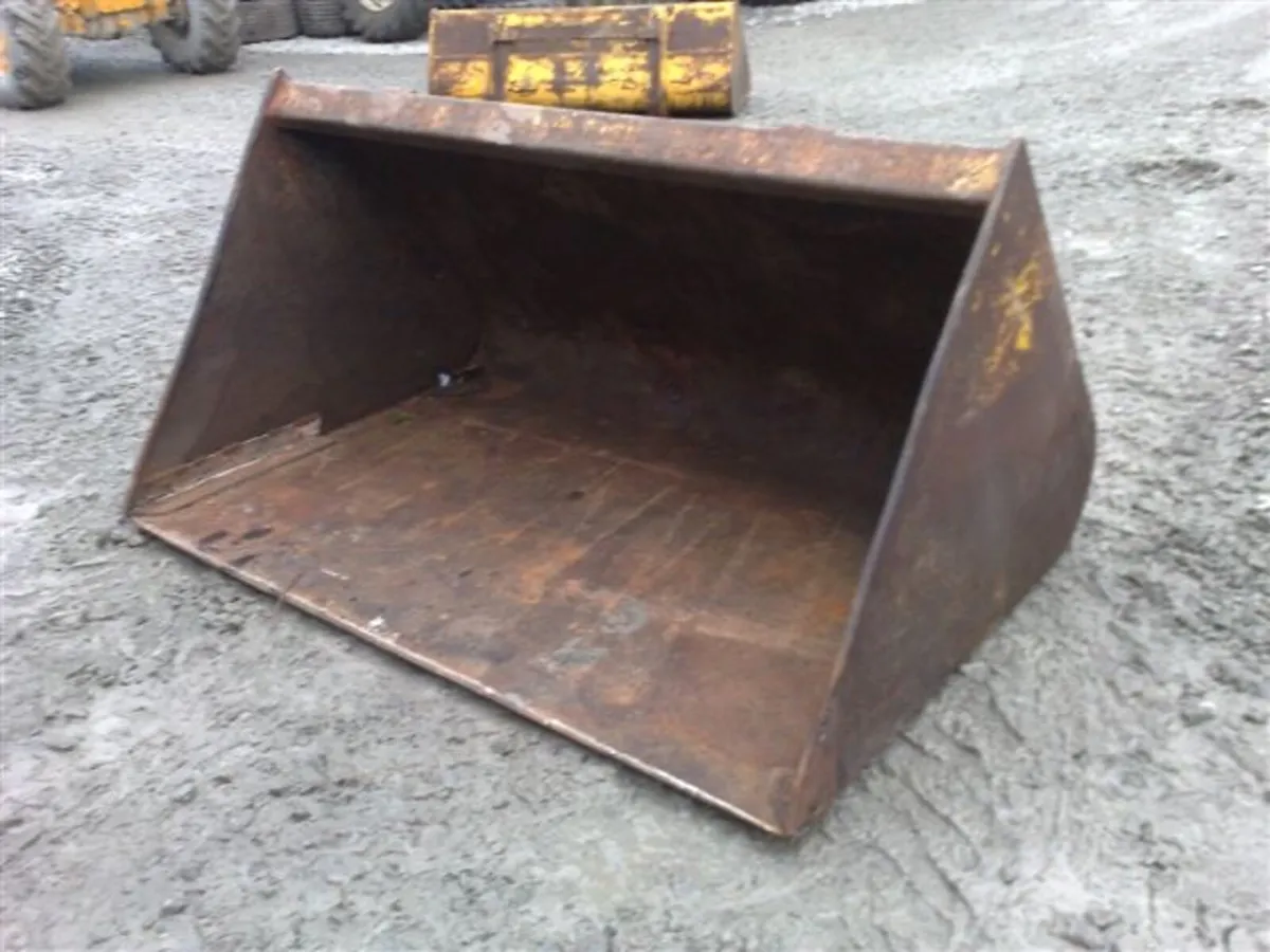 Selection of Telehandler & Tractor Loader Buckets - Image 2