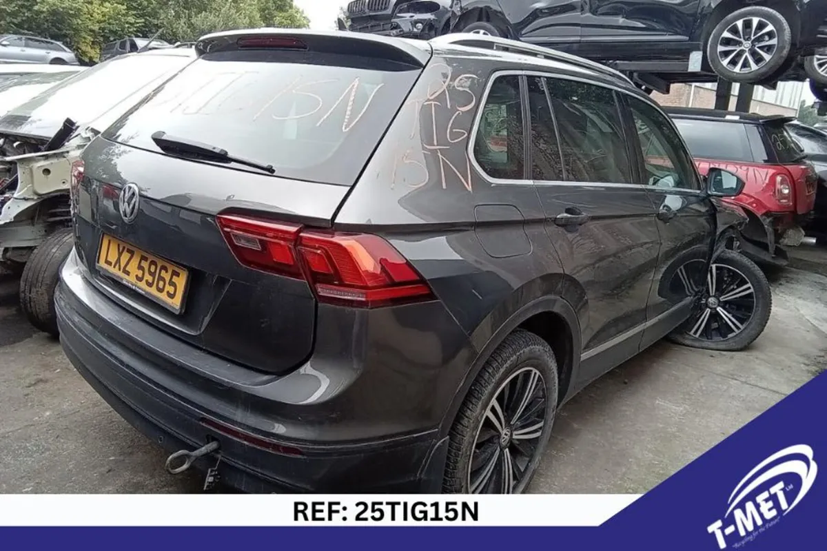 2019 VOLKSWAGEN TIGUAN BREAKING FOR PARTS - Image 1