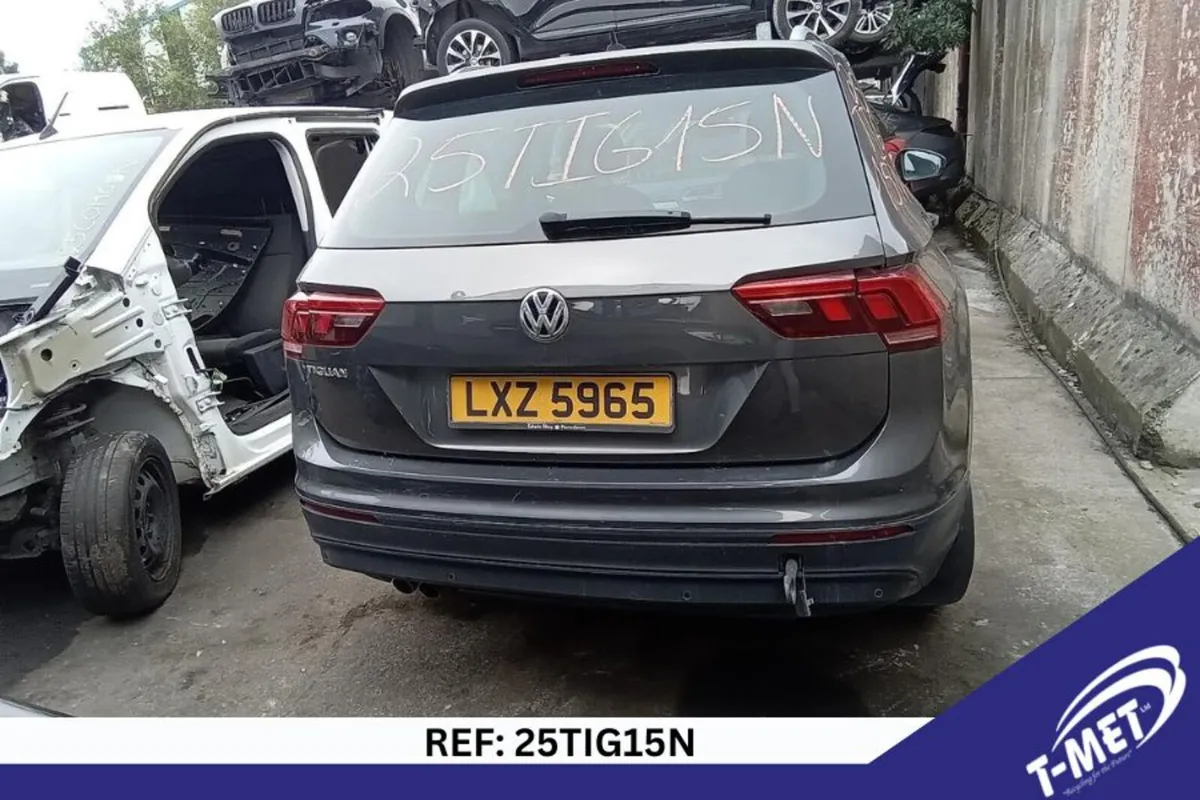 2019 VOLKSWAGEN TIGUAN BREAKING FOR PARTS - Image 2