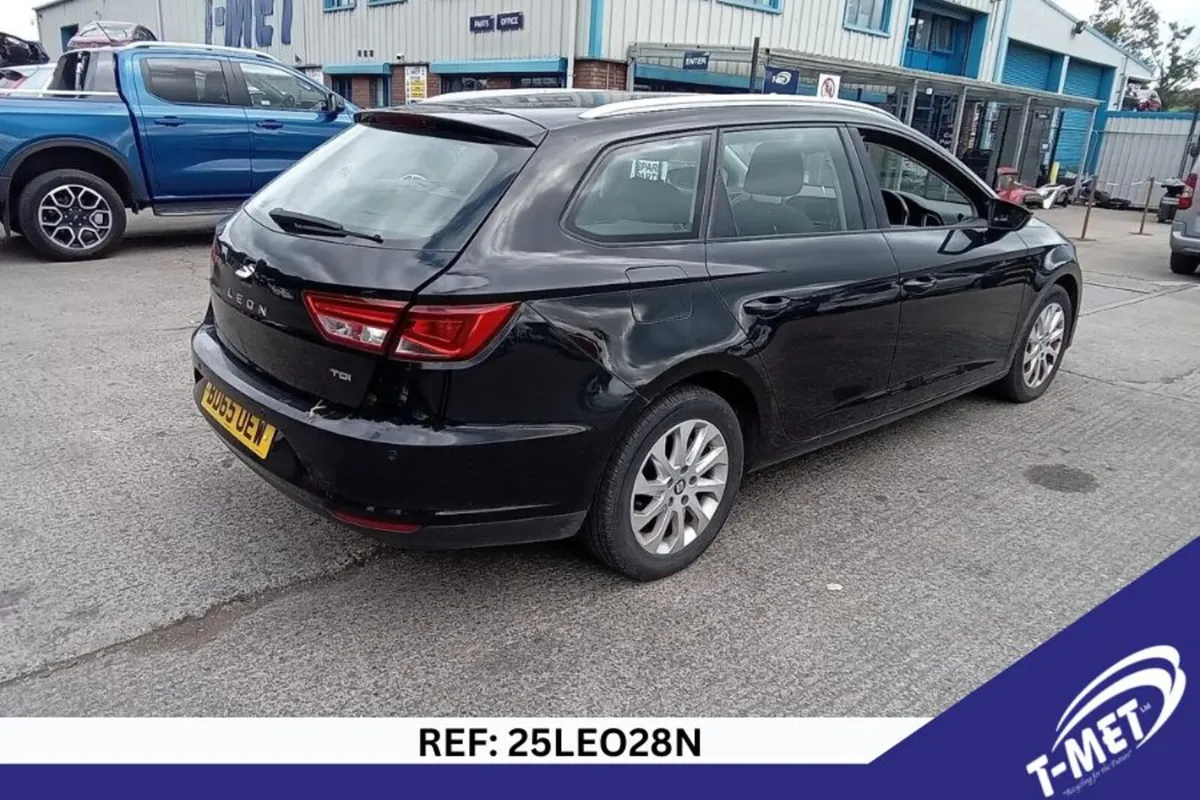 2015 SEAT LEON BREAKING FOR PARTS - Image 4