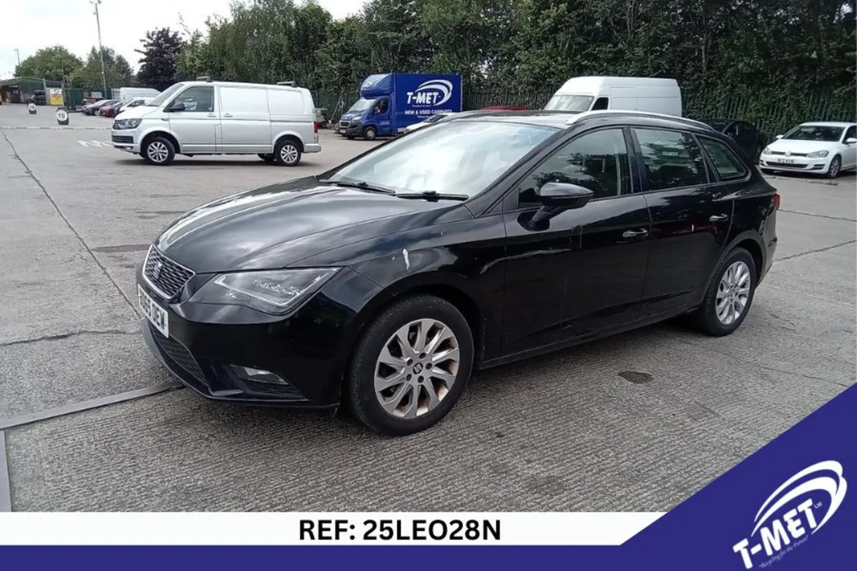 2015 SEAT LEON BREAKING FOR PARTS - Image 1