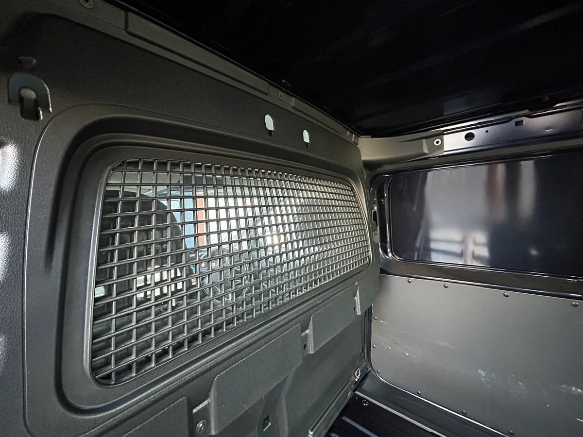 2022 Volkswagen Caddy ' Extras - Image 2