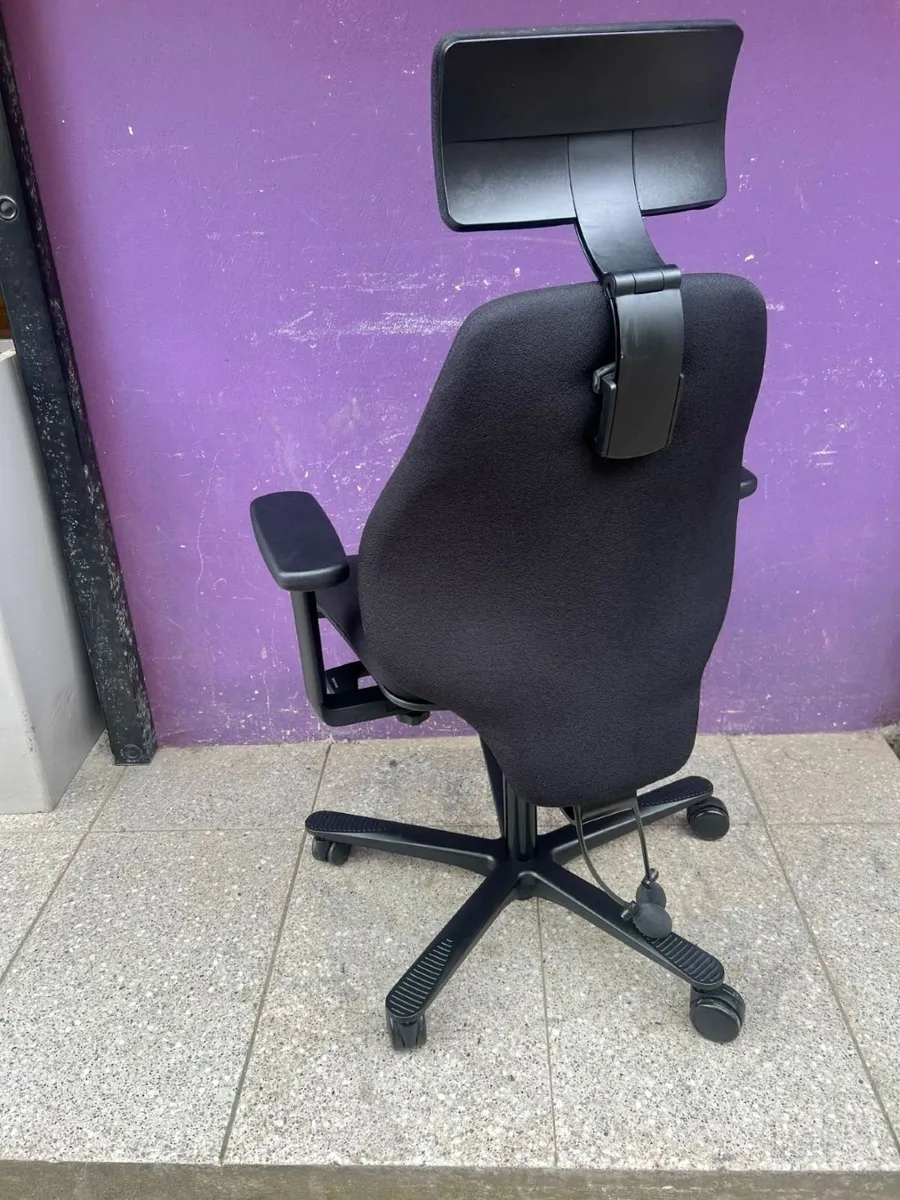 Orangebox Spira Plus office chair with headrest - Image 4