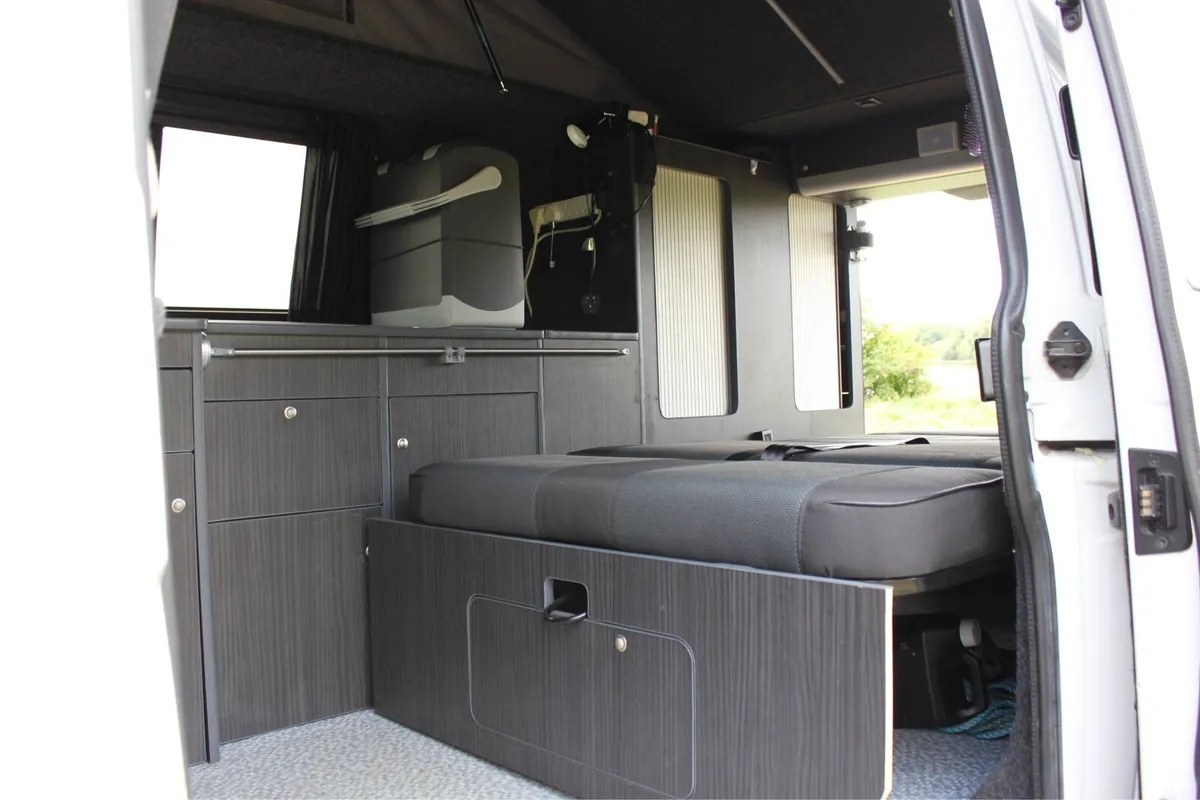 VW Transporter Campervan - Image 3