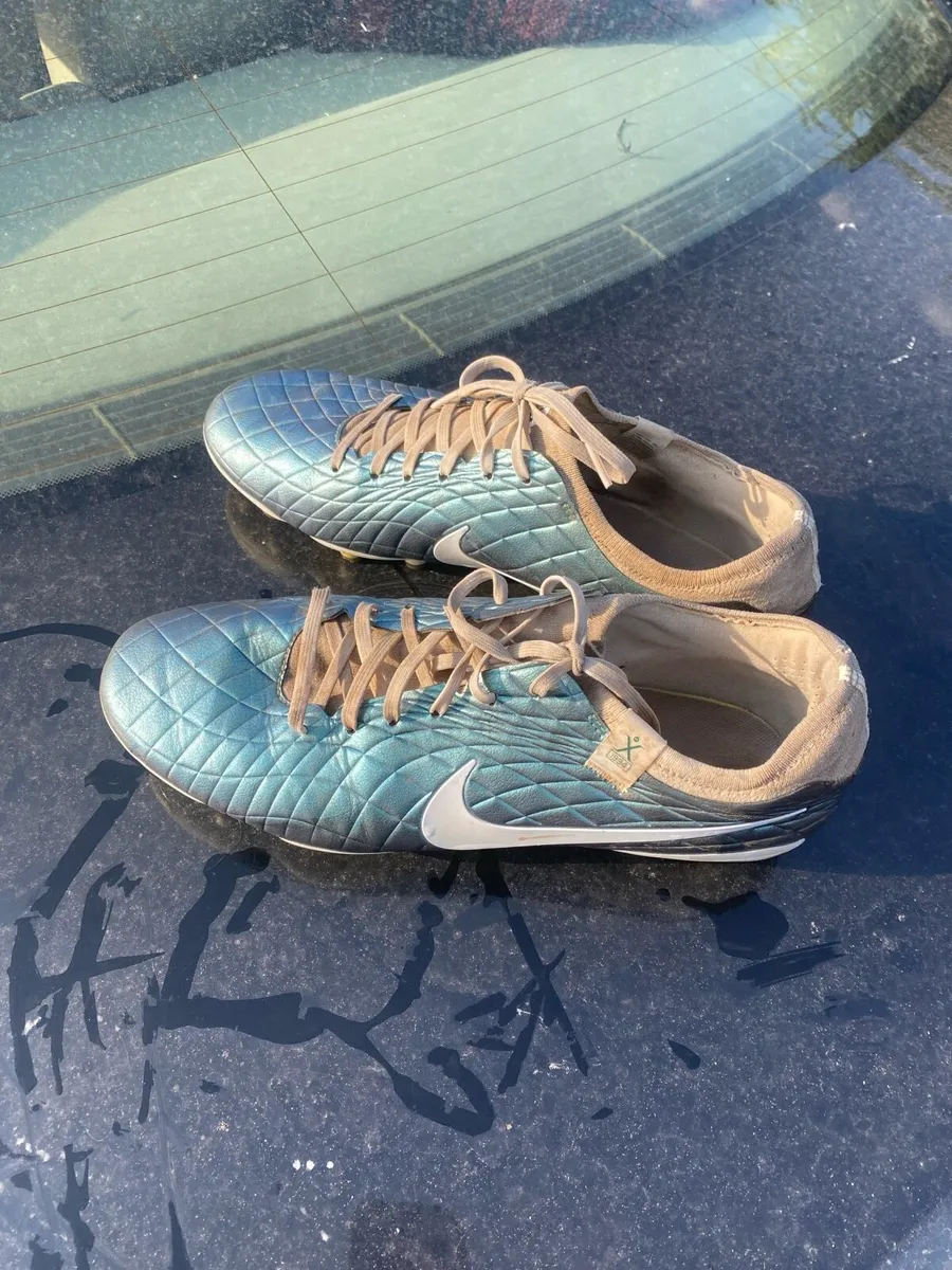 Boots (5 pairs) - Image 2