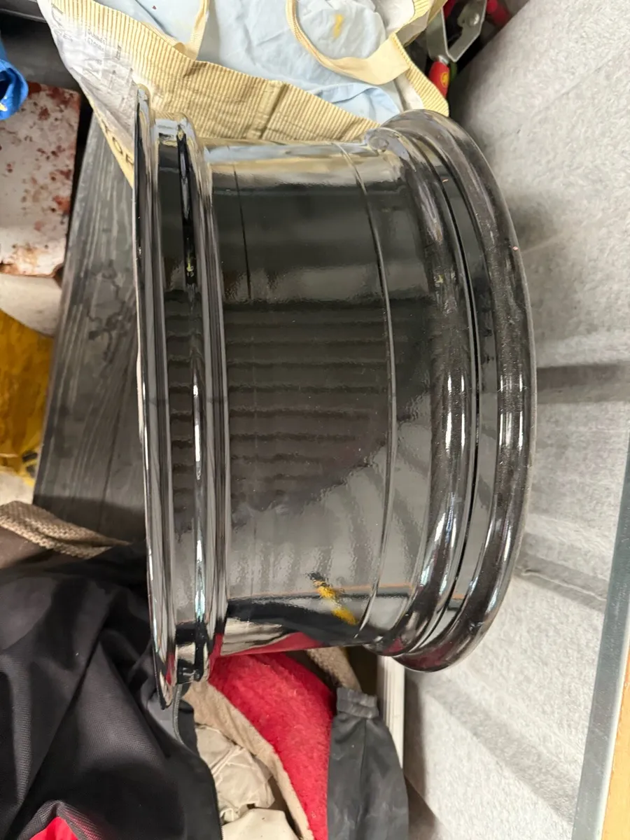 VW Tiguan 20” Suzuka genuine alloy. Only 1 - Image 3