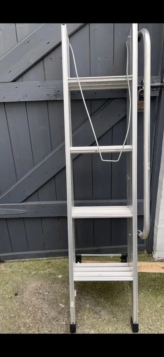 Attic ladder - Image 2