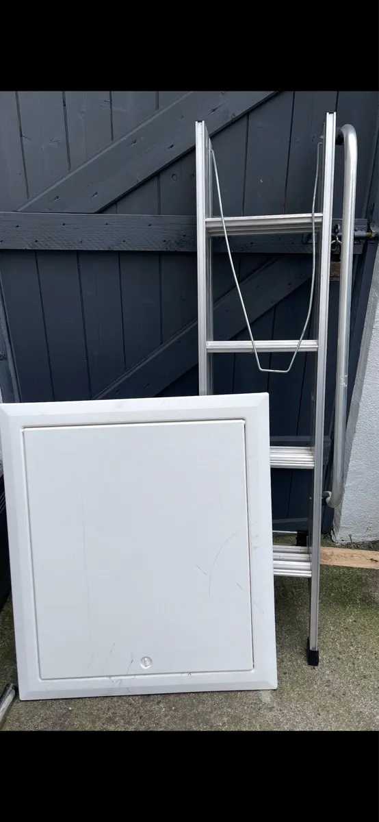 Attic ladder - Image 1