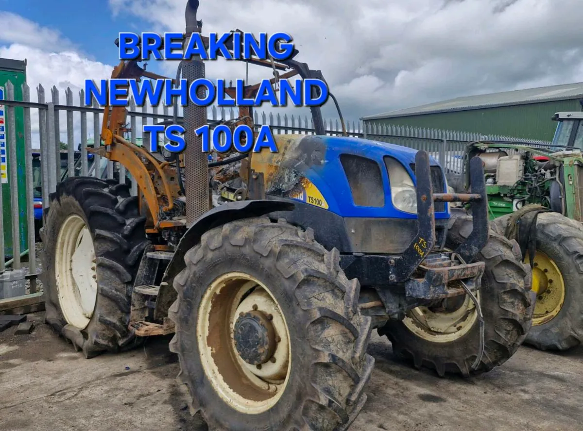 Tractors Breaking For Parts - Image 4