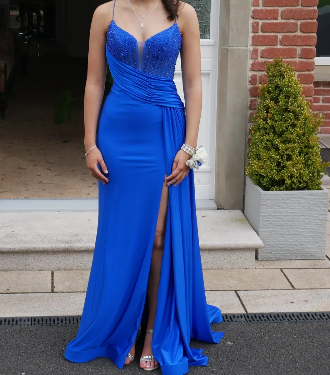 Debs dress - Image 2