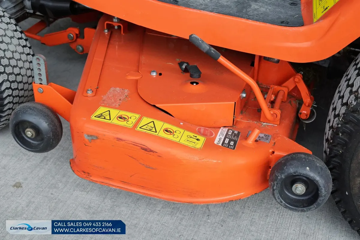 Used 2022 Kubota GR2120-II Lawnmower - Image 4