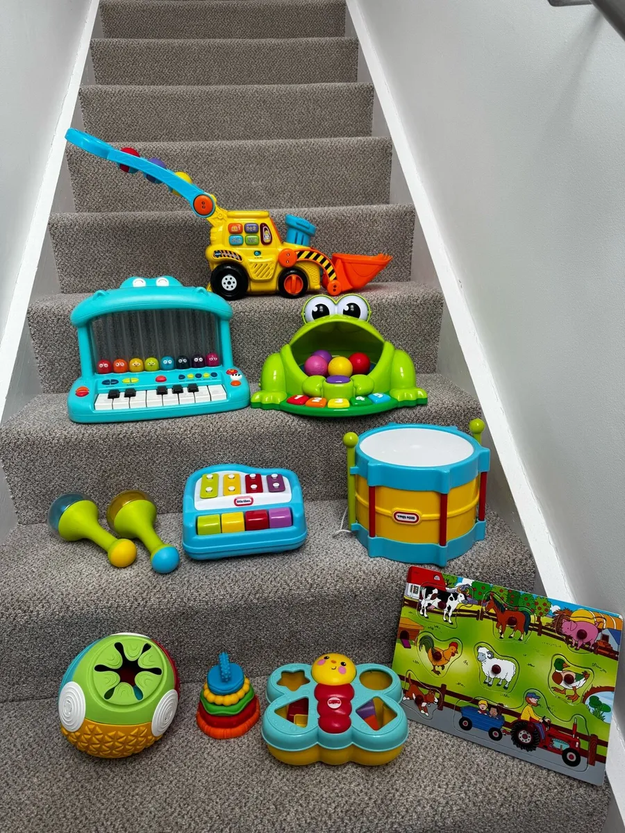 10 Piece of Toy Combo - Image 2