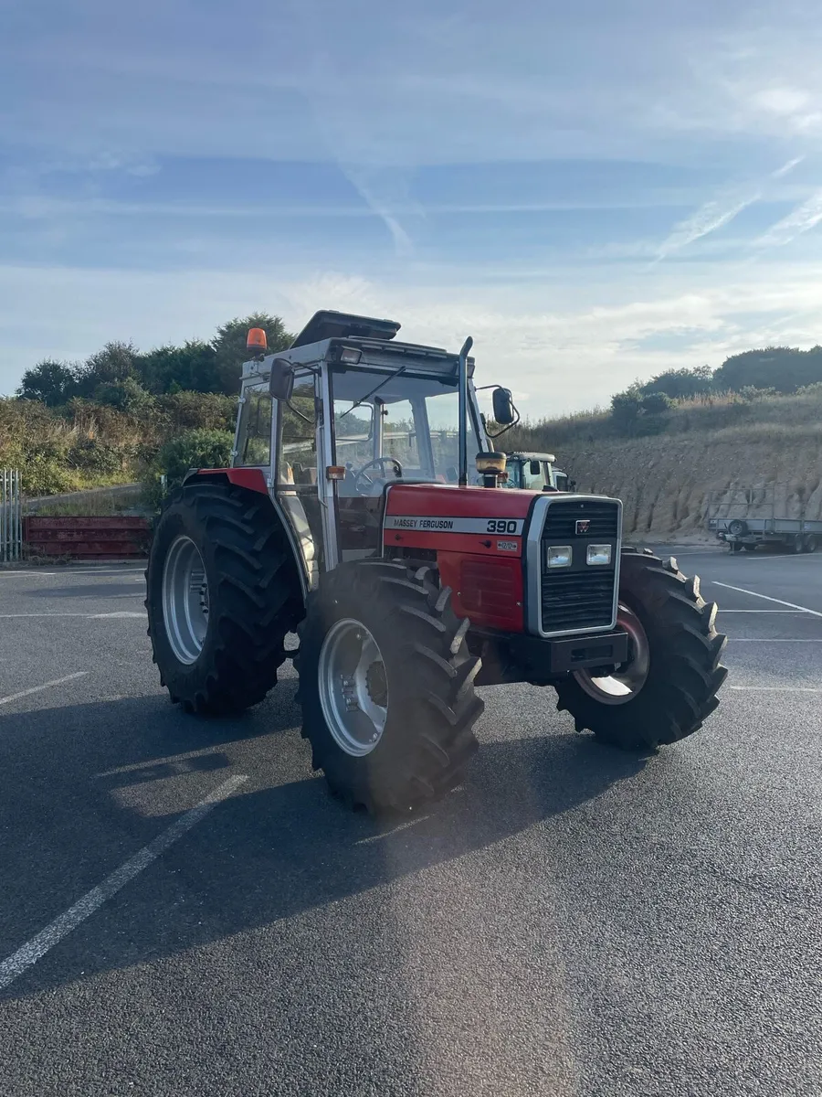 Massey Ferguson 390 - Image 2