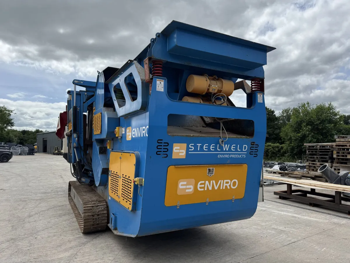 AST1500 Track Mounted Windsifter for sale. - Image 2