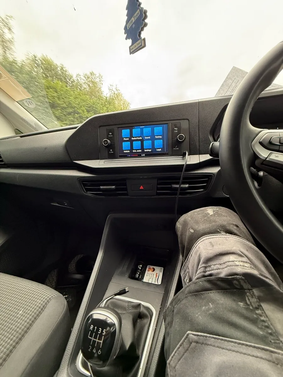 231 Volkswagen caddy 2.0 - Image 4