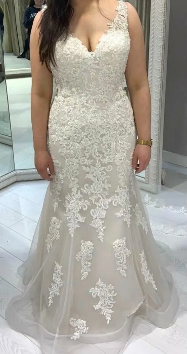 Brand New Wedding Dress with Tags - Image 1