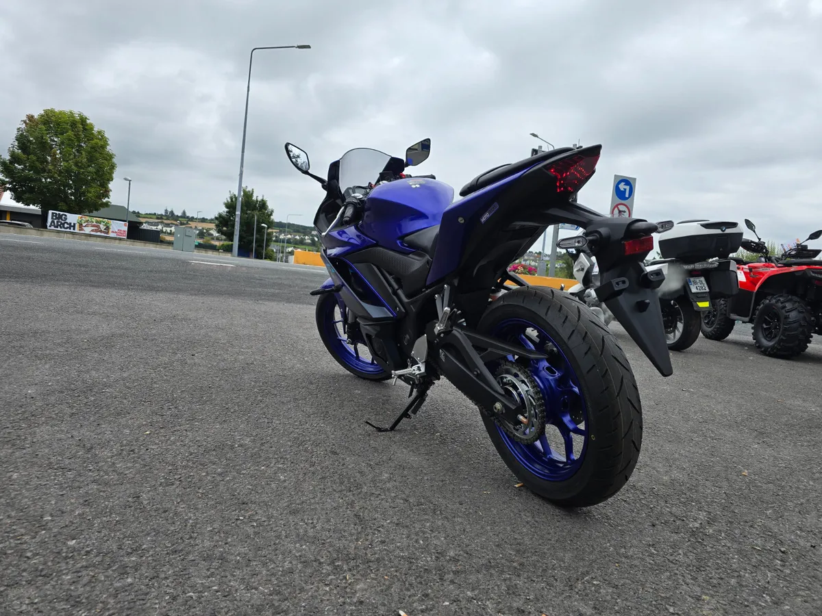 2026 Yamaha R3 ** NEW ** - Image 3