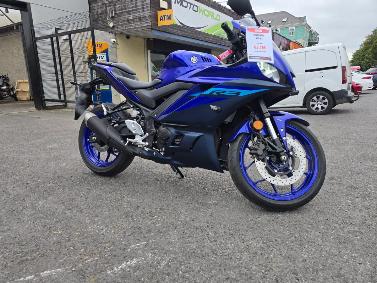 2026 Yamaha R3 ** NEW ** - Image 4