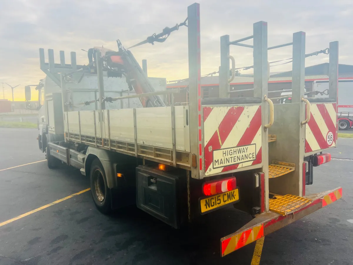 2015 Mercedes atego 1518 storage box crane Dropsid - Image 4