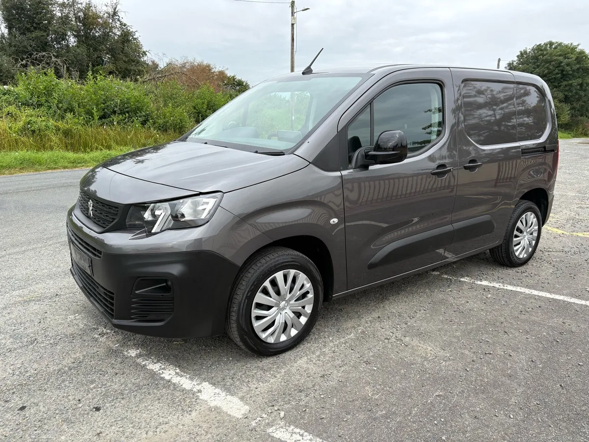 2021 (211) PEUGEOT PARTNER PROFESSIONAL 100BHP - Image 4