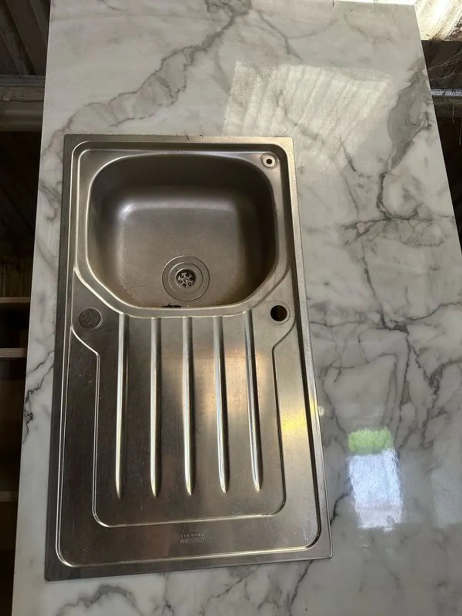 kitchen worktop - Image 1