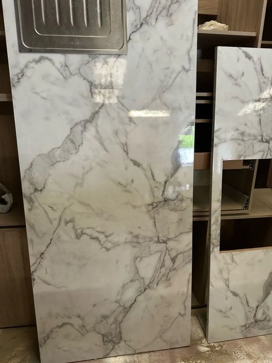 kitchen worktop - Image 2