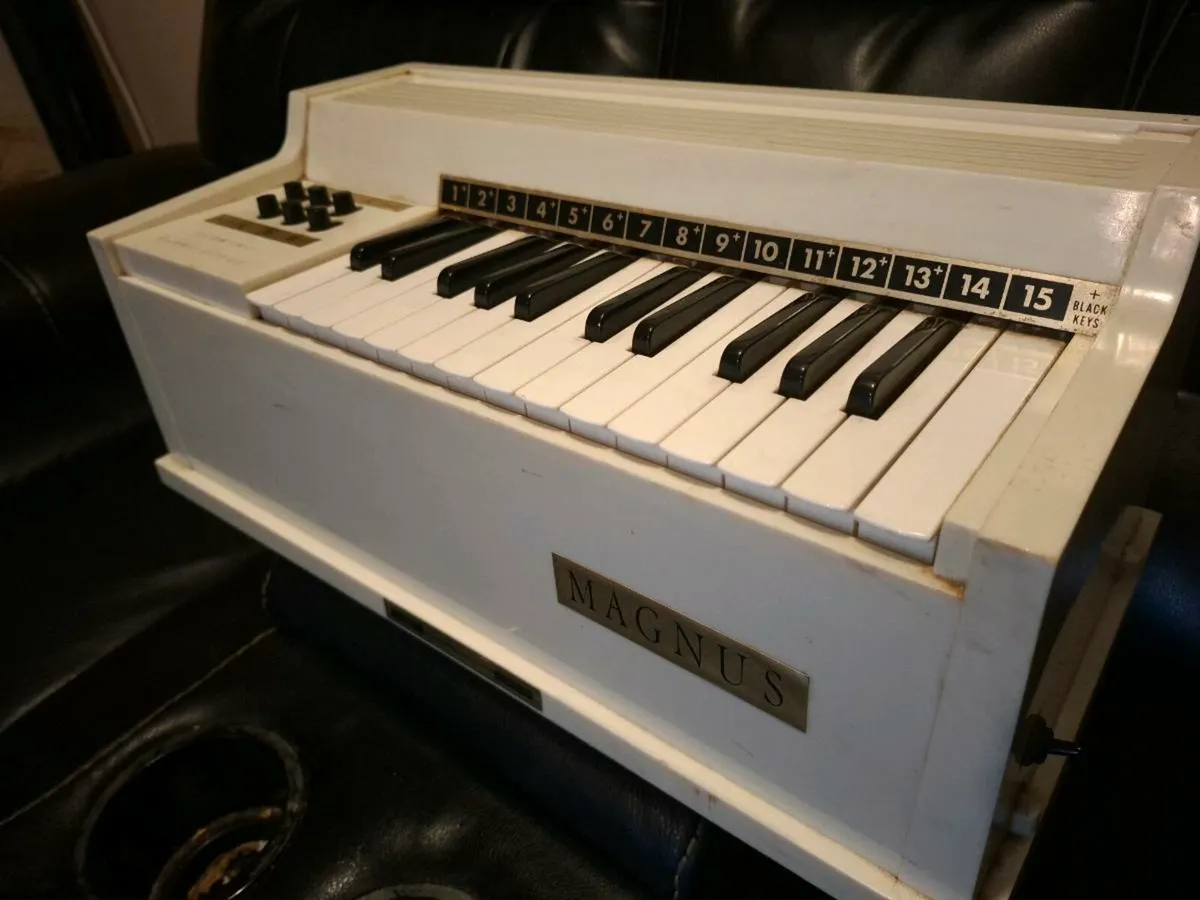 Rare 1950's Electric Chord Organ - Image 1