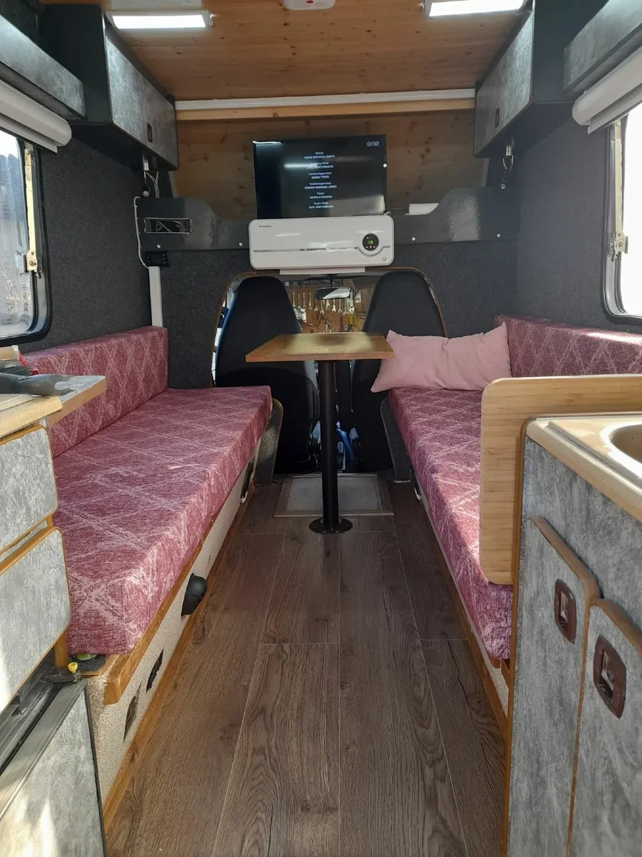 Camper - Image 2