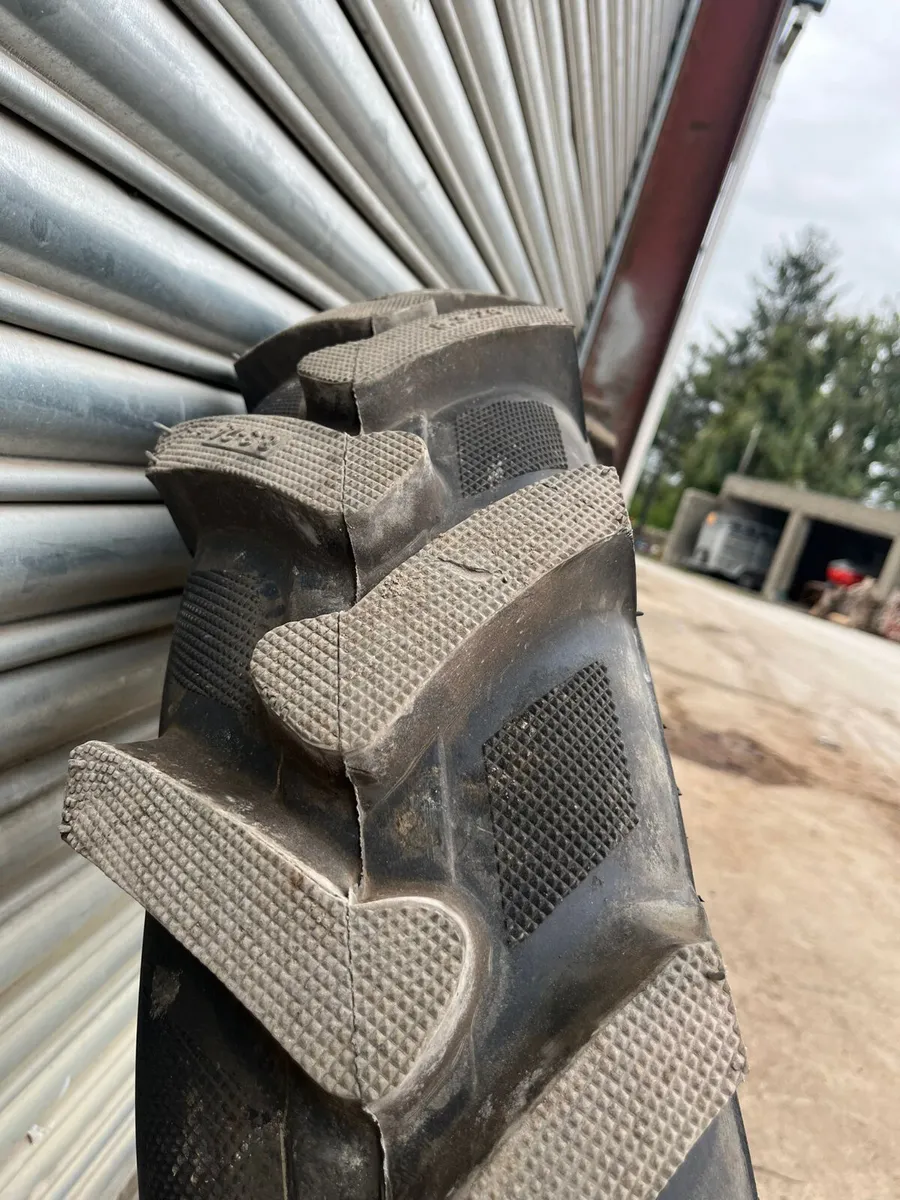 24” tyres - Image 2