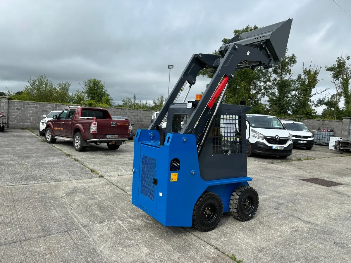 Kubota Powered Rippa RS07... Skid Steer... - Image 3