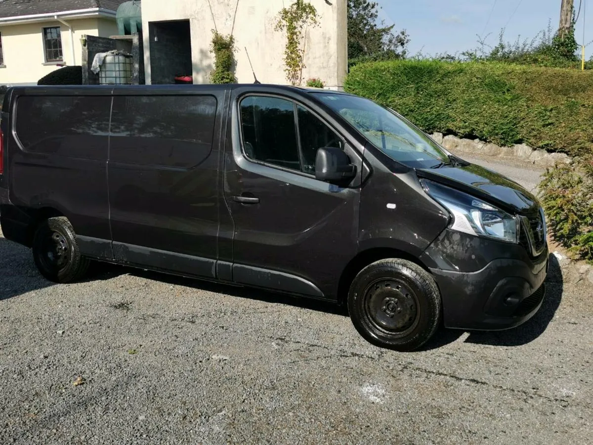 191 Nissan NV300 - Image 2