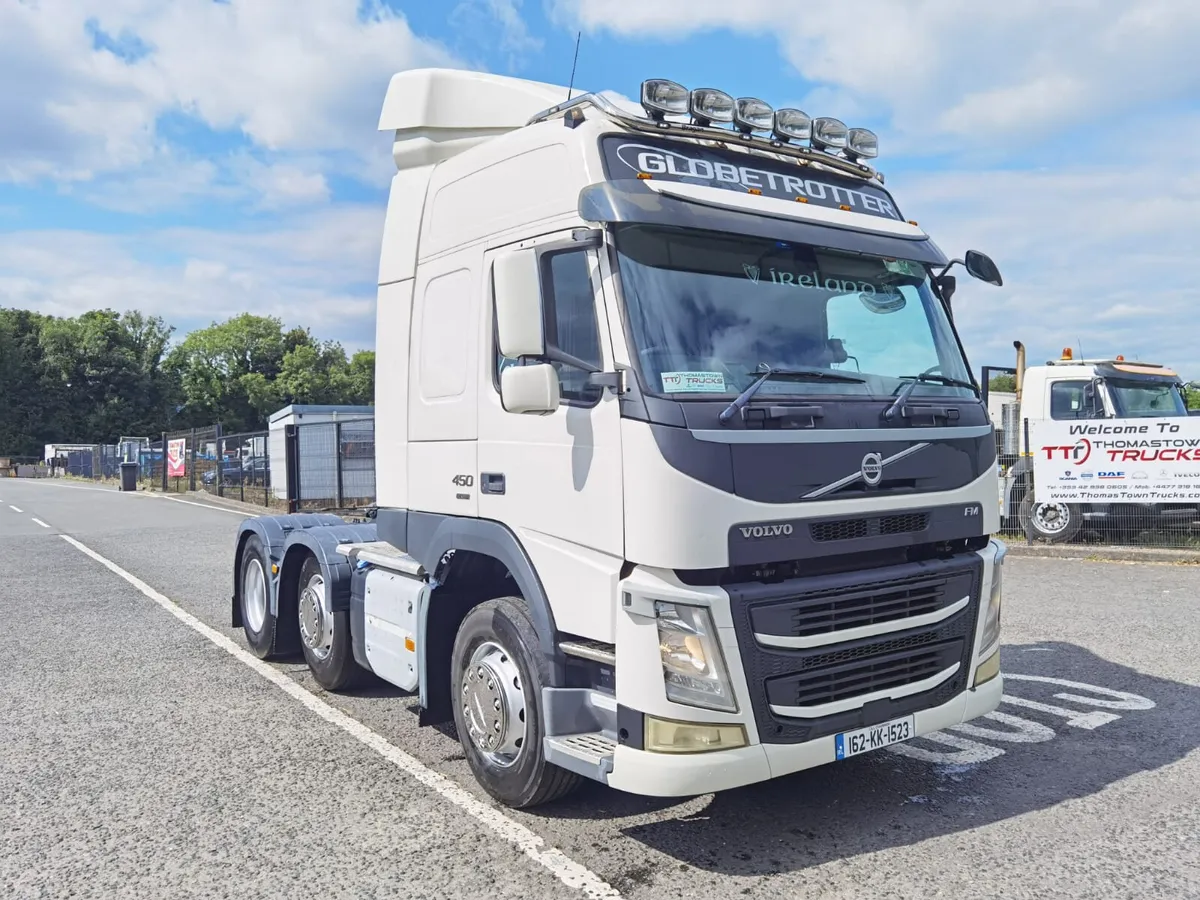 2016 Volvo FM450 6x2 globtrotter tractor unit - Image 1
