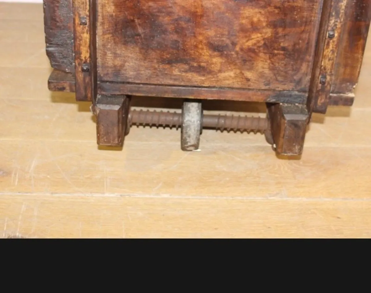 Wooden railway trolley - Image 2