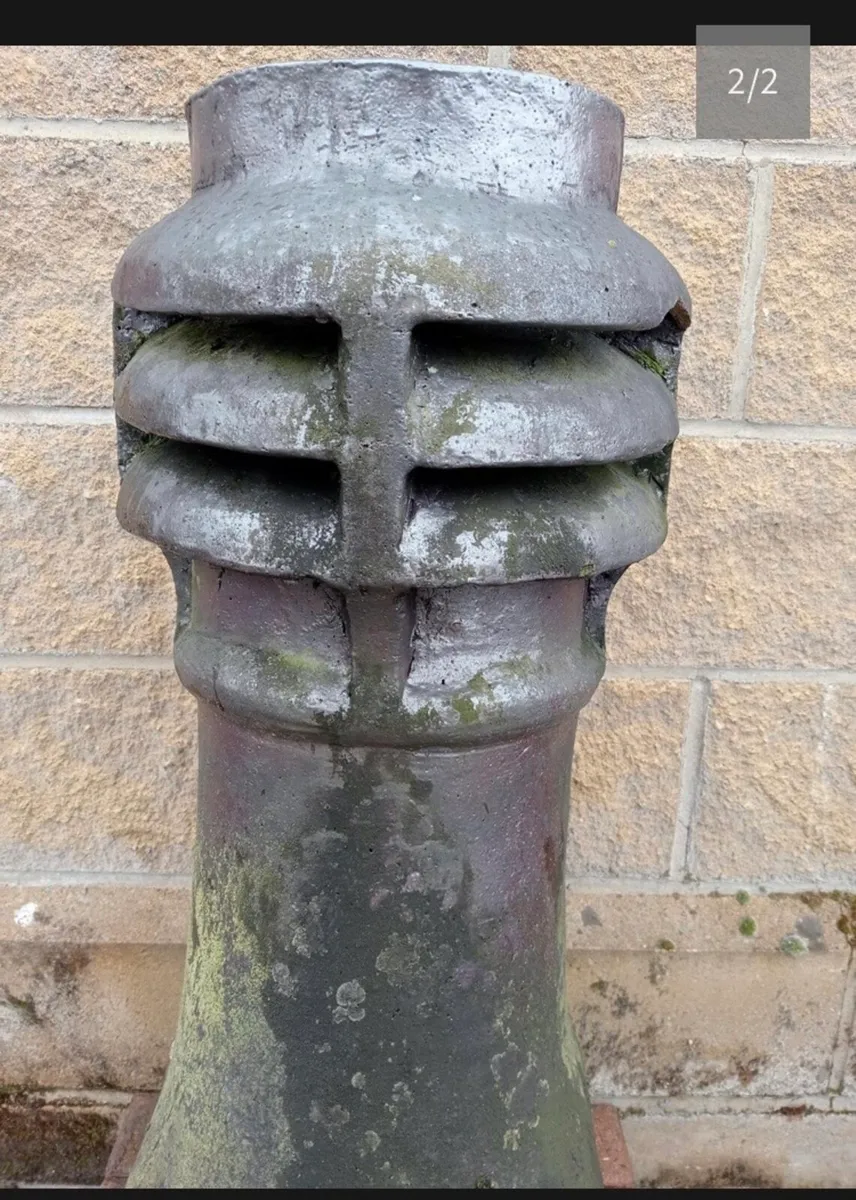 Reclaimed chimney pots pair - Image 2