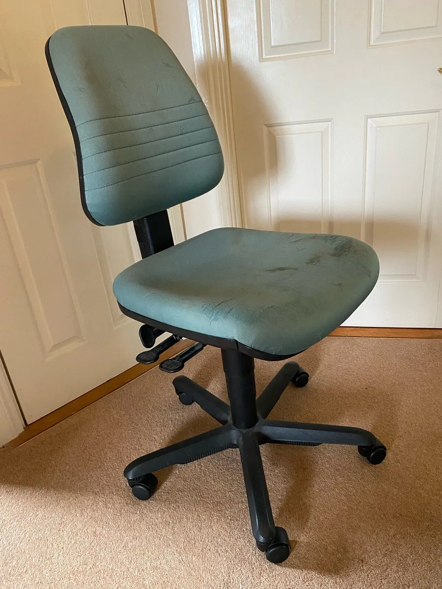 Office  desk, shelving units and swivel chair. - Image 2