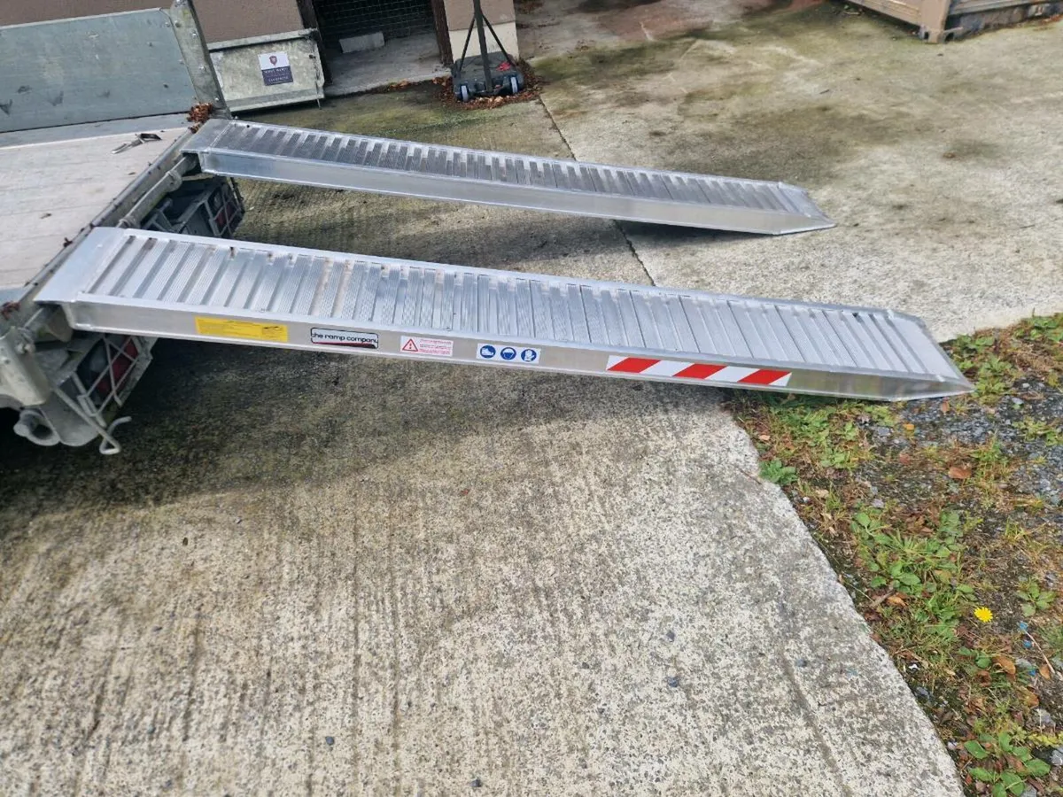 Ifor Williams Tipping Trailer - Image 3