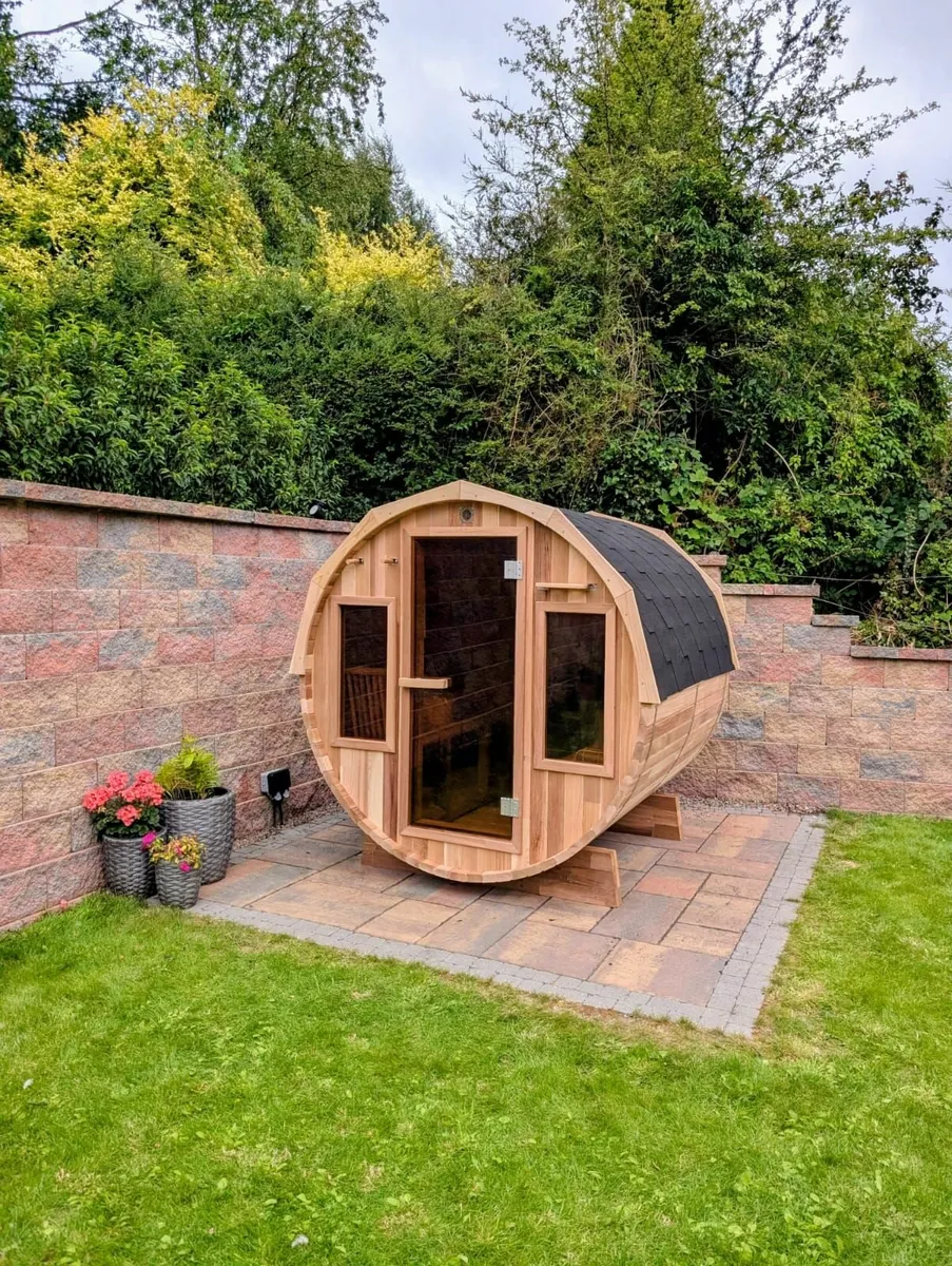 Canadian Red Cedar Wood 4 Person Sauna - Image 1