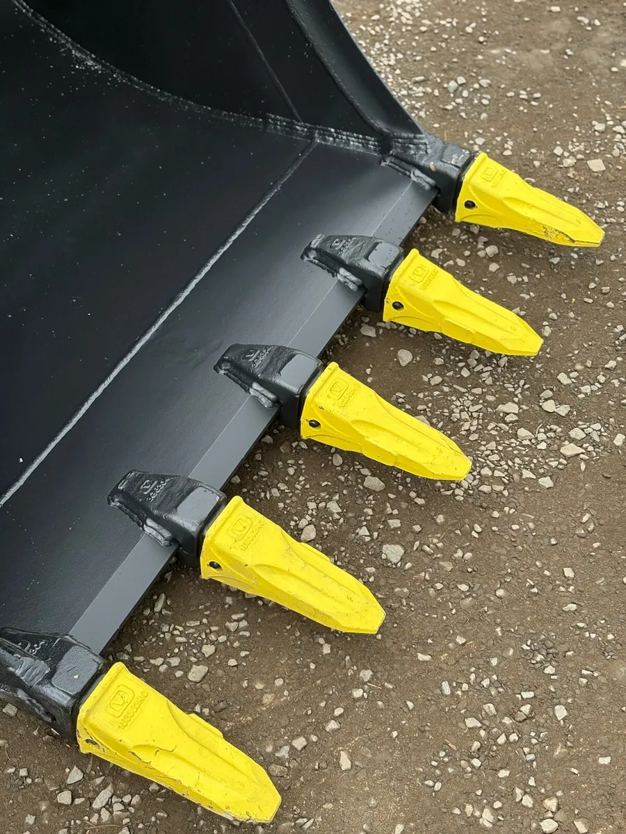 DIGGING BUCKET 65/80mm PINS - Image 4